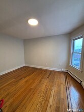 2395 Main St in Bridgeport, CT - Building Photo - Building Photo