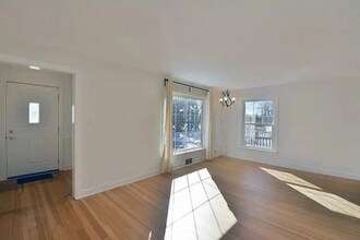 25424 N Midlothian Rd in Lake Zurich, IL - Building Photo - Building Photo