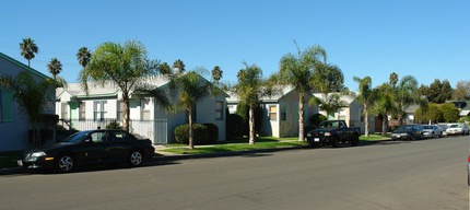 233-235 S Freeman St in Oceanside, CA - Building Photo - Building Photo