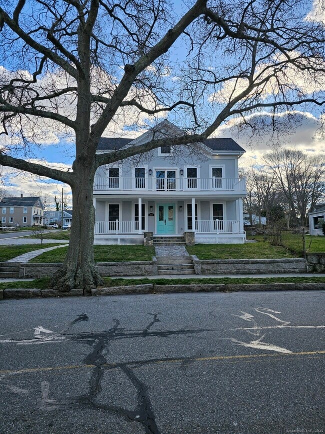 property at 281 Pequot Ave