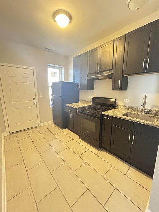 7222 S Harvard Ave in Chicago, IL - Building Photo