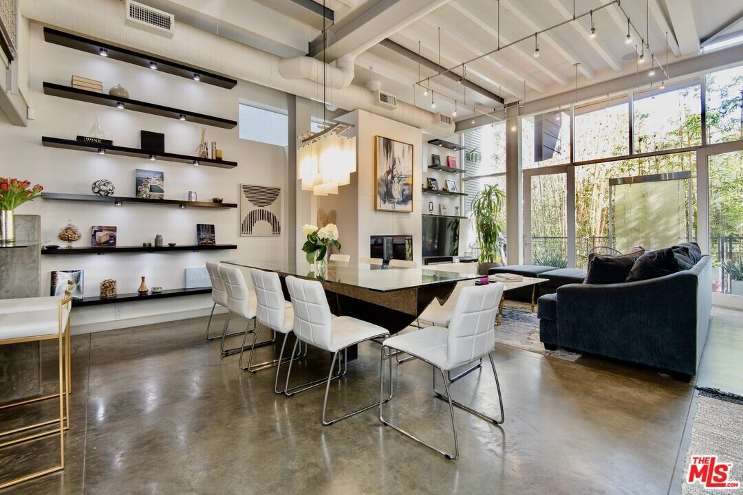 206 S Venice Blvd in Los Angeles, CA - Building Photo