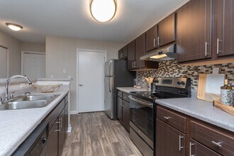 Marbella Place in Stockbridge, GA - Foto de edificio - Interior Photo