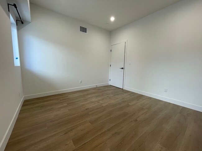 4514 Lomita St in Los Angeles, CA - Building Photo - Building Photo