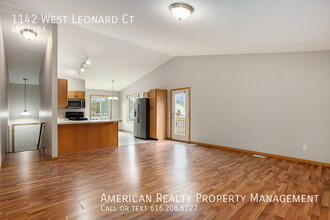 1142 W Leonard Ct in Walker, MI - Building Photo - Building Photo