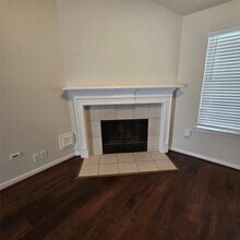 6411 Slate Stone St in Houston, TX - Building Photo - Building Photo