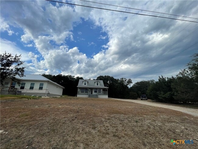 542 Lonesome in Canyon Lake, TX - Building Photo - Building Photo