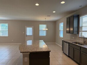 11905 Mercantile Ln in Austin, TX - Building Photo - Building Photo