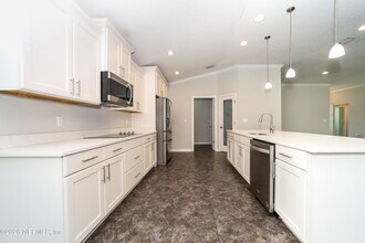 12385 Sacha Rd in Jacksonville, FL - Building Photo - Building Photo