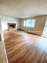 3010-3012 Hyacinth St in Eugene, OR - Building Photo - Building Photo