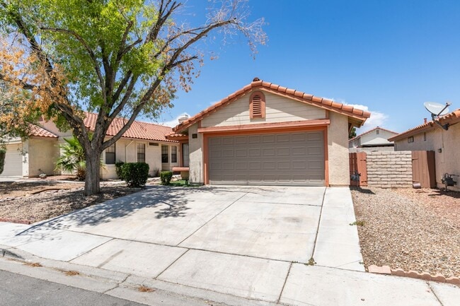 620 Macbrey Dr in Las Vegas, NV - Building Photo - Building Photo