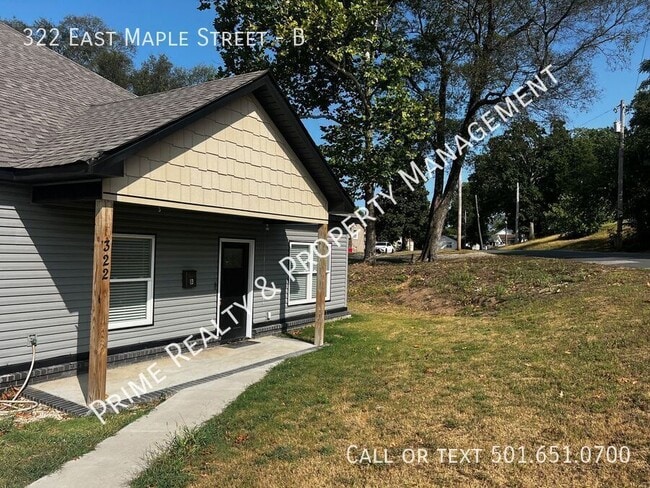 322 E Maple St in Benton, AR - Building Photo - Building Photo