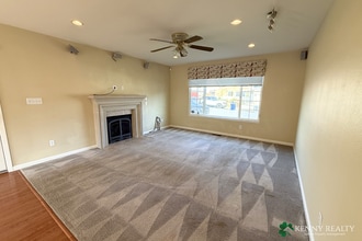 781 Alta Loma Dr in South San Francisco, CA - Building Photo - Building Photo