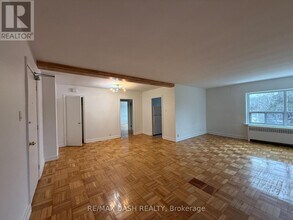 69 Old Mill Terrace in Toronto, ON - Building Photo - Building Photo