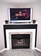 4815 Tanglewood Oaks St in Raleigh, NC - Foto de edificio - Building Photo