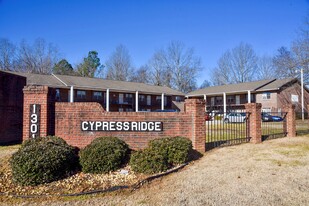 Cypress Ridge Apartamentos