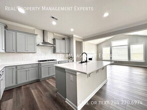 6511 Wildbrook Dr in Charlotte, NC - Building Photo - Building Photo