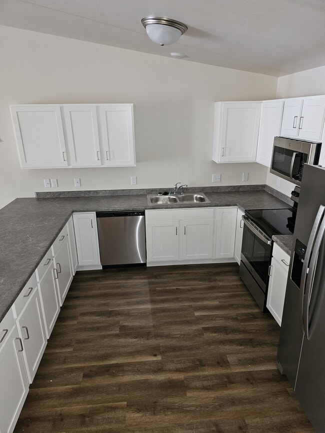 112 Eggleston St in Fox Lake, WI - Building Photo - Building Photo