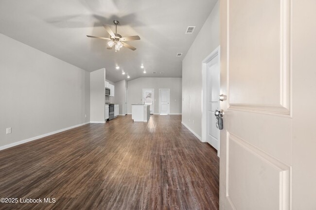 2017 Kenwood Ave, Unit 1234 in Lubbock, TX - Building Photo - Building Photo