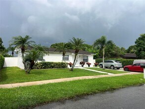 15341 SW 307th Rd in Homestead, FL - Building Photo - Building Photo