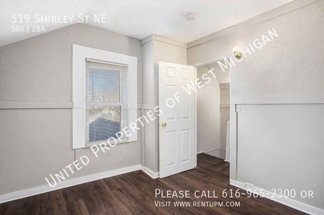 519 Shirley St NE in Grand Rapids, MI - Building Photo - Building Photo