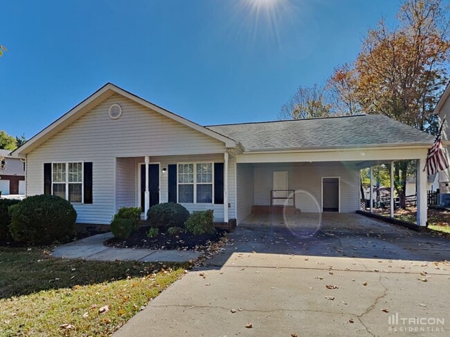 property at 795 Piney Ct