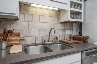 1745 Jack Warner Pkwy in Tuscaloosa, AL - Foto de edificio - Building Photo