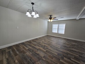 2875 Bay Ave in Kissimmee, FL - Building Photo - Building Photo