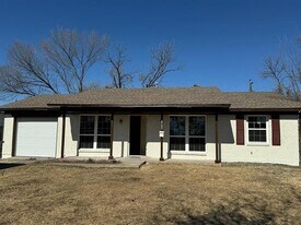 2705 Blue Ridge Dr in Mesquite, TX - Building Photo