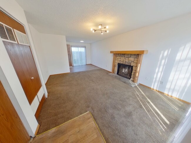 3960 N Garland Cir in Wichita, KS - Building Photo - Building Photo