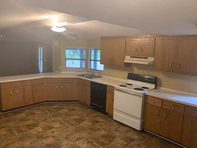 property at 6117 Clover St