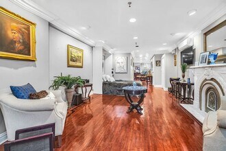 163 E 71st St in New York, NY - Building Photo - Building Photo