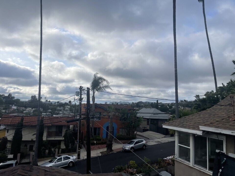 1442 Lake Shore Ave, Unit #4 in Los Angeles, CA - Building Photo