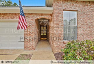 200 Stoneybrook Dr in Brandon, MS - Building Photo - Building Photo
