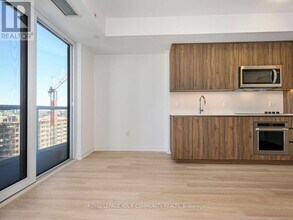 15 Richardson St in Toronto, ON - Building Photo - Building Photo