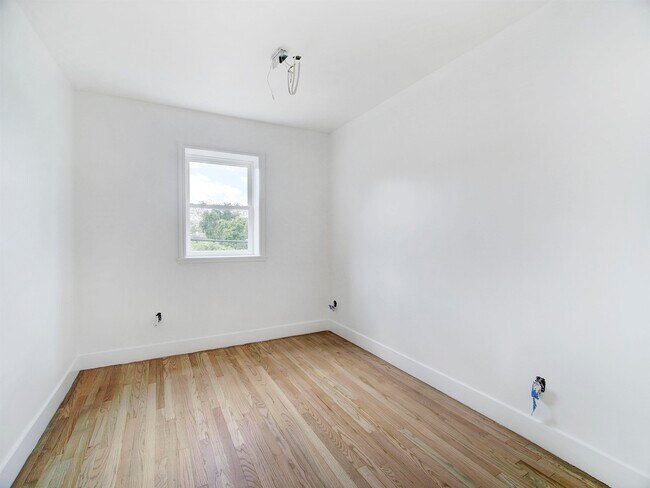 1110-1112 73rd St in North Bergen, NJ - Building Photo - Building Photo
