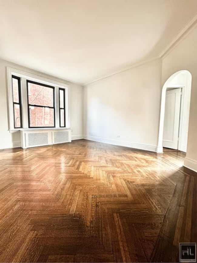 WEST 72 STREET, Unit 6D in New York, NY - Building Photo - Building Photo