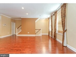 508 Captains Way in Philadelphia, PA - Building Photo - Building Photo