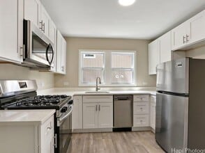 7702 Oak Rd in Wonder Lake, IL - Building Photo - Building Photo