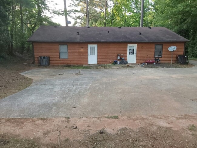 9245 Cedar Ridge Dr NW in Covington, GA - Building Photo - Building Photo