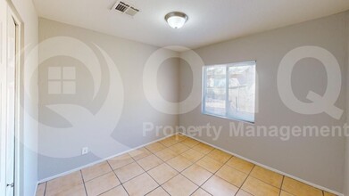 9011 S 8th Pl in Phoenix, AZ - Building Photo - Building Photo