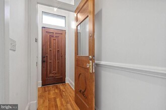 443 12th St NE in Washington, DC - Building Photo - Building Photo