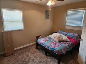 803 W 10th St in Borger, TX - Foto de edificio - Building Photo