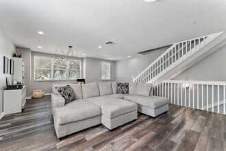 500 Pacific Grove Dr in West Palm Beach, FL - Foto de edificio - Building Photo