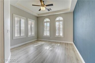 12116 Vista Linda Ave in Las Vegas, NV - Building Photo - Building Photo