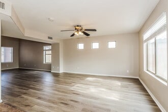 10641 W Piccadilly Rd in Avondale, AZ - Building Photo - Building Photo