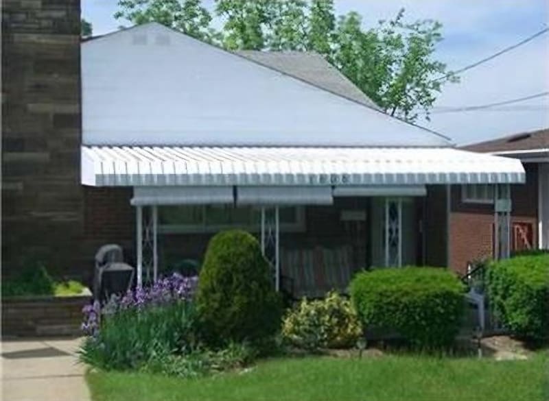 1606 Greentree Rd in Pittsburgh, PA - Foto de edificio