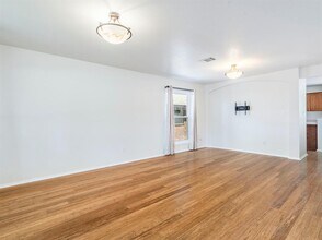 13021 Withers Way in Austin, TX - Building Photo - Building Photo