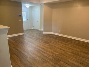 80 Pulaski St in Hinesville, GA - Building Photo - Building Photo