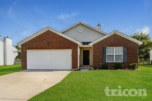 1096 Chapel Creek Rd, Unit 2215 in Concord, NC - Building Photo